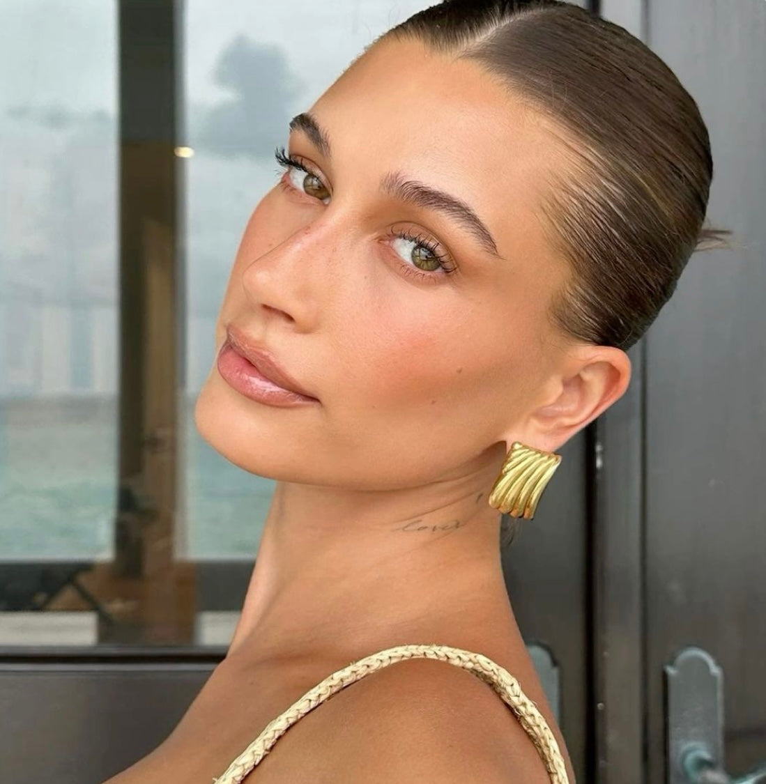 earrings, gold earrings for women, gold stud earrings, gold statement earrings, Hoop earrings for women, gold earrings for women, hailey bieber earrings