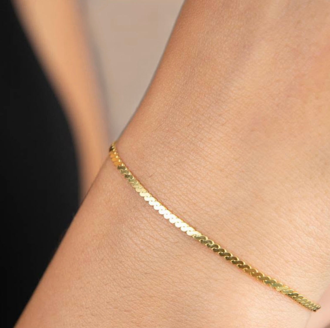 Gold Bracelet, Bracelets for Women, Chain Bracelet, Cuban Chain Bracelet, Gold Curb Chain Bracelet, paperclip bracelet, charm bracelet on model