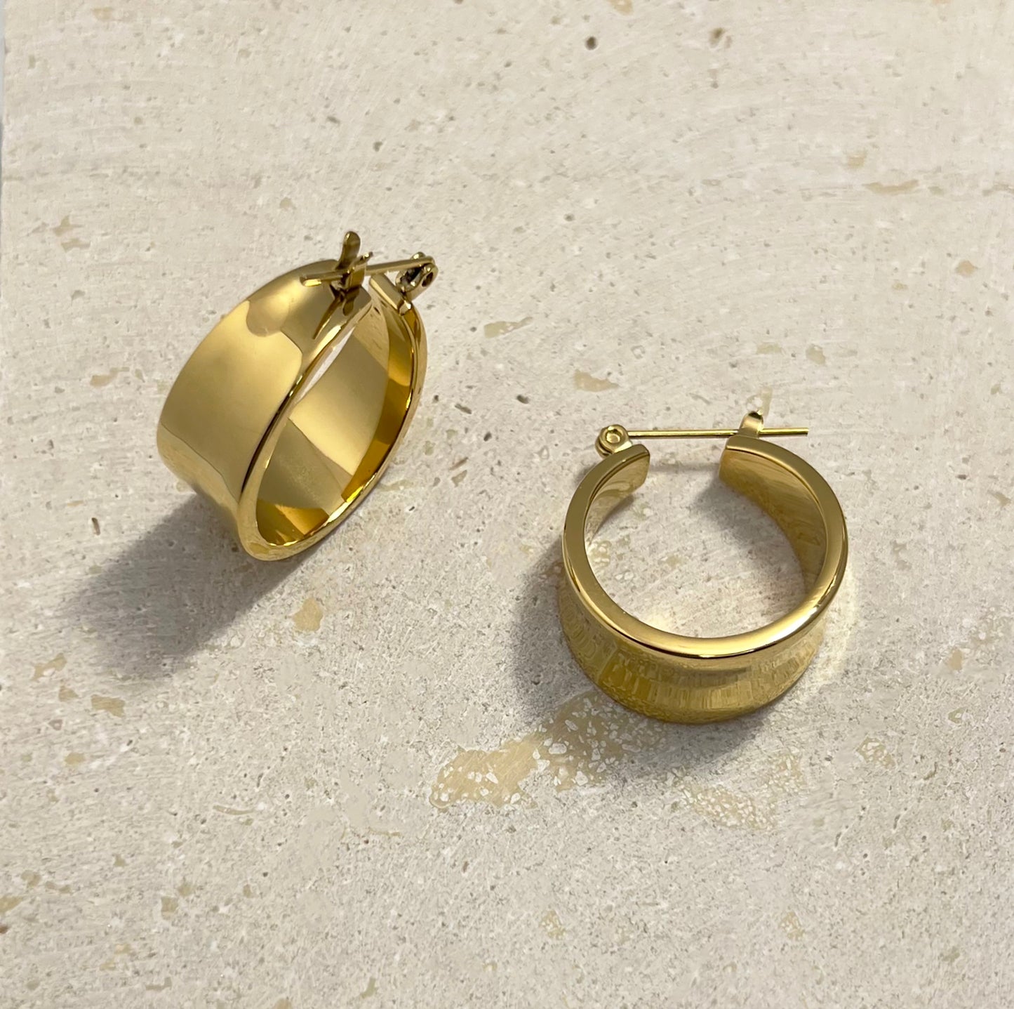 Emma Gold Smooth Earrings