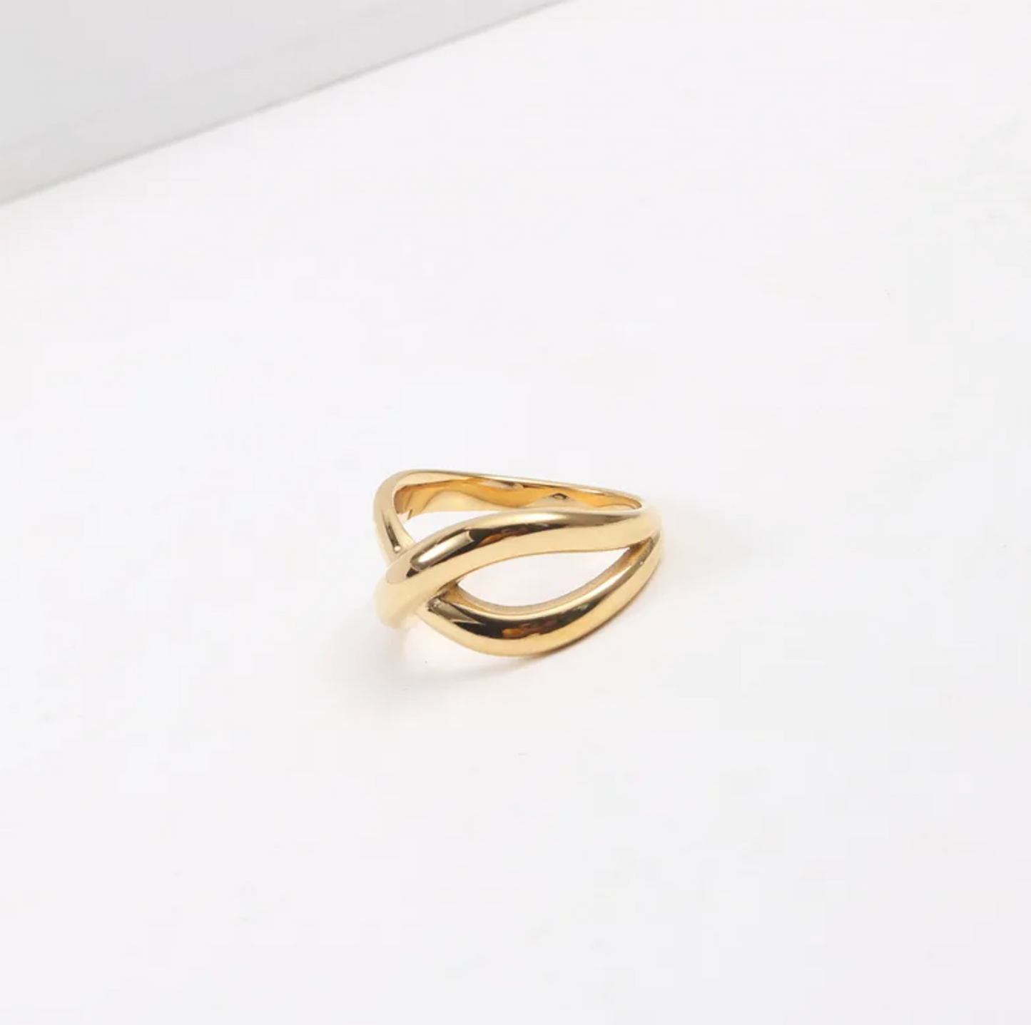 Diana Gold Cross Ring