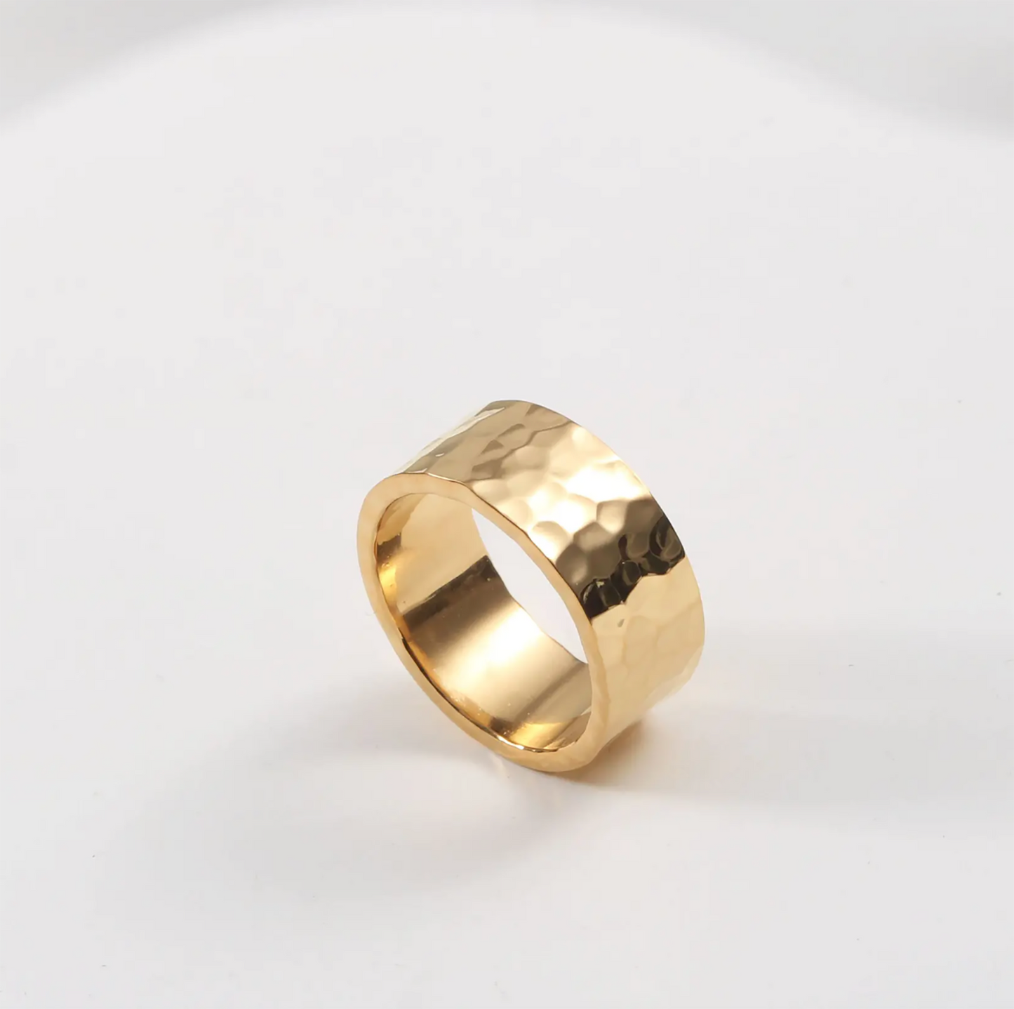 Siren Gold Hammered Ring