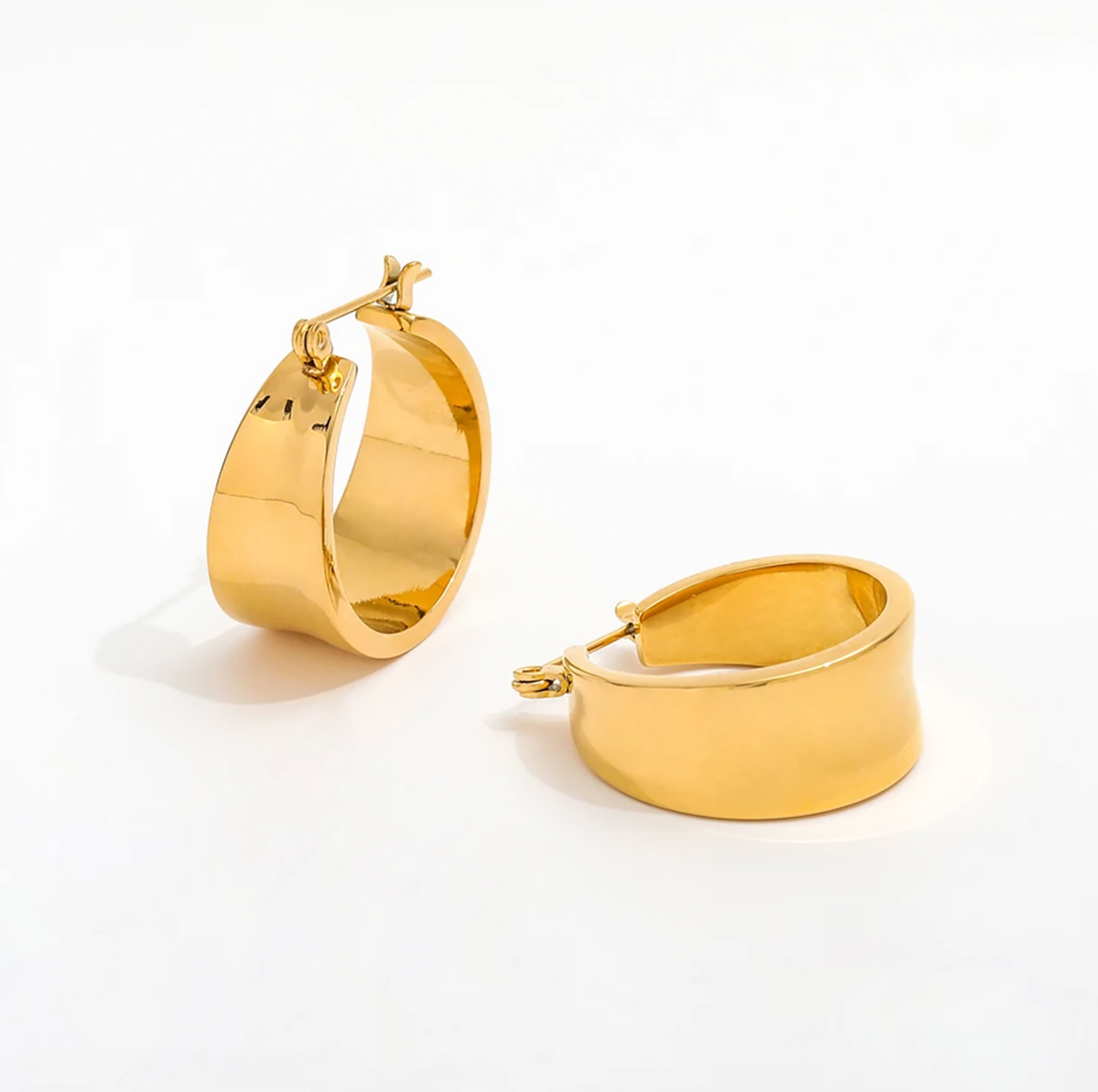 Emma Gold Smooth Earrings